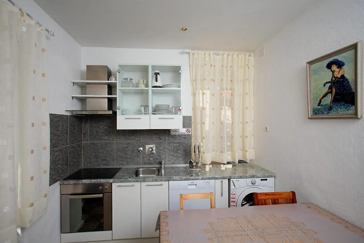 Live In Split Apartment